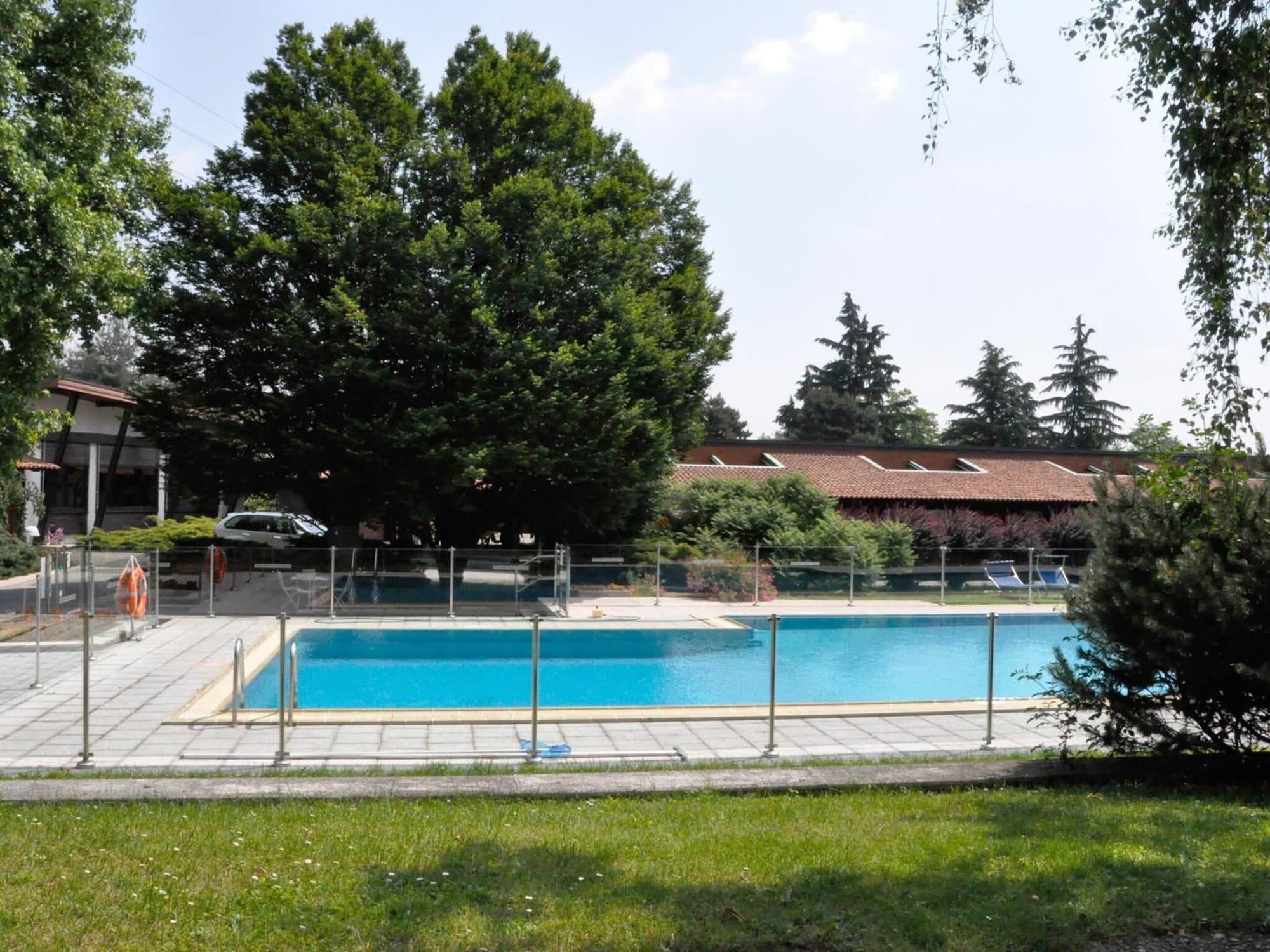 Golf Hotel Лайнате Экстерьер фото
