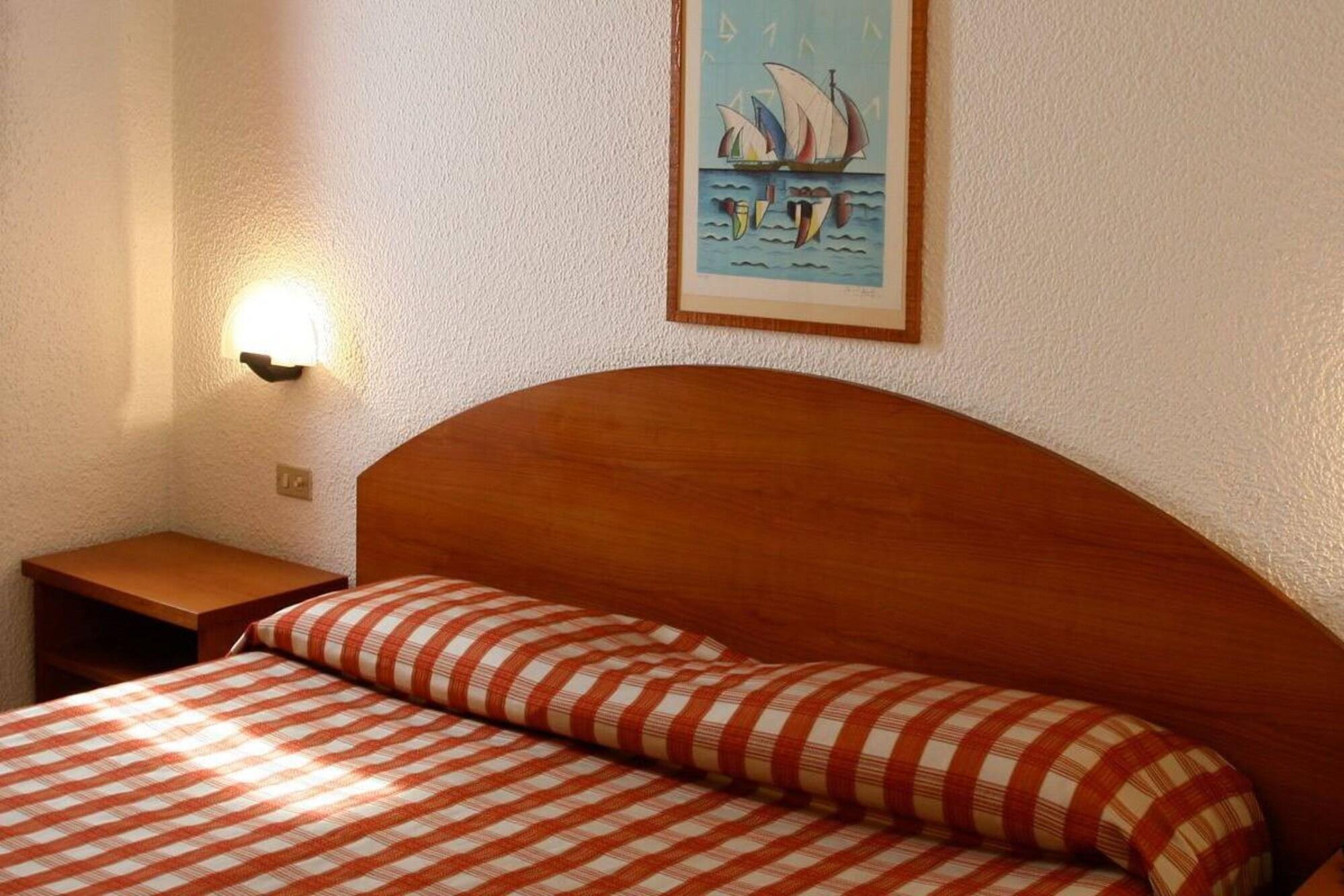 Golf Hotel Лайнате Экстерьер фото